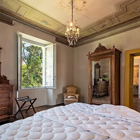 Rosalinda Bed and breakfast 4*